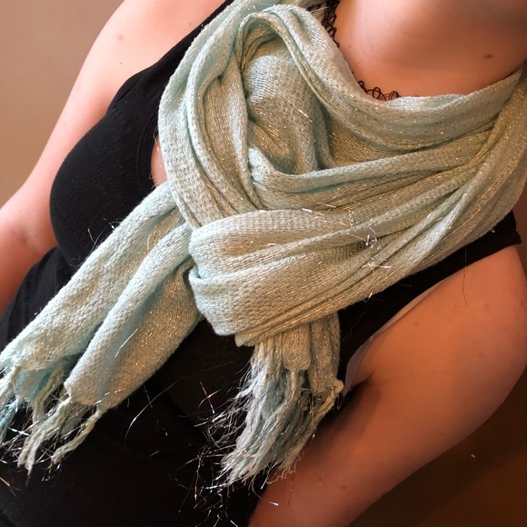 ‼️3/$18‼️ scarf - Picture 1 of 2